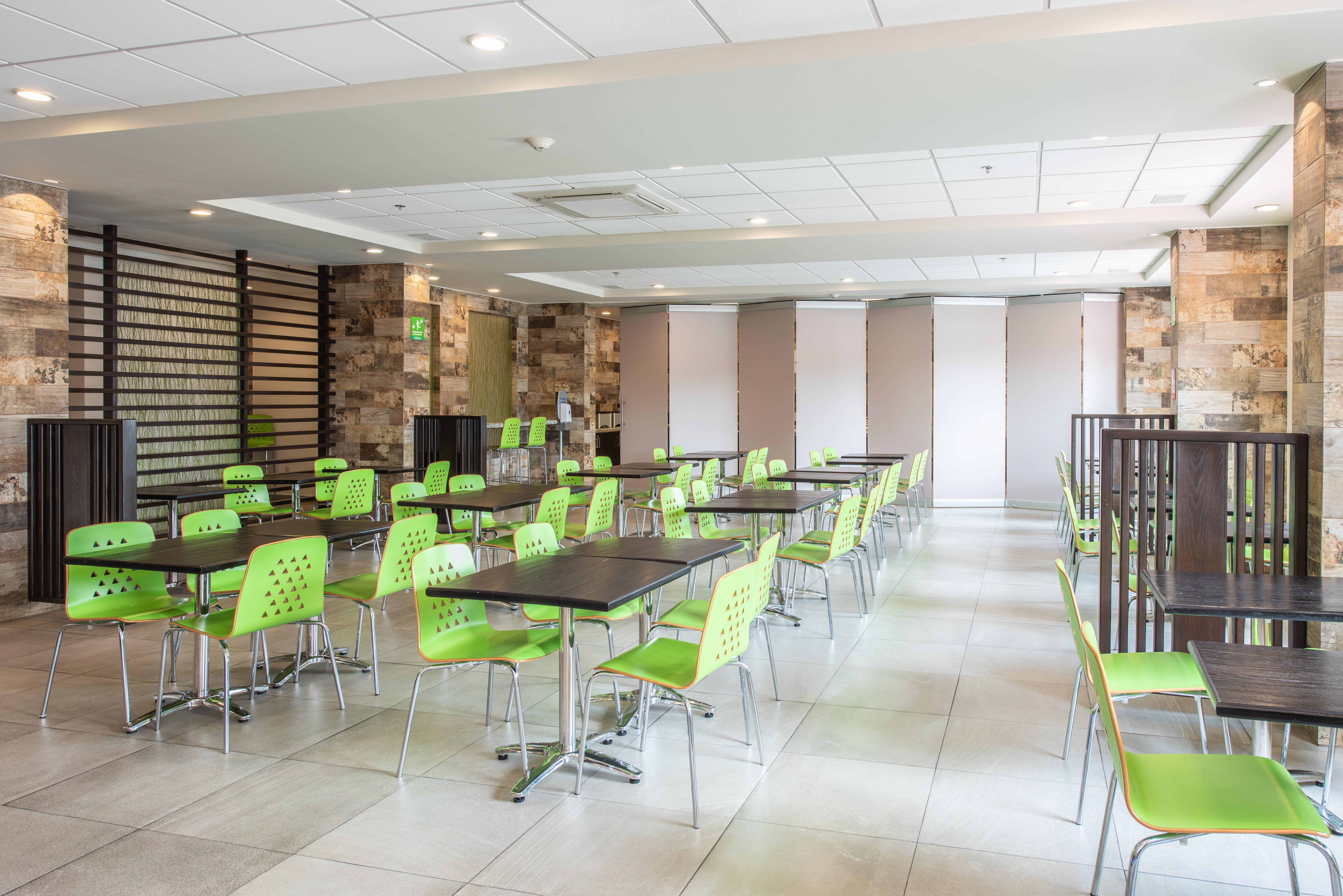 Holiday Inn Express And Suites Celaya By Ihg Exterior foto