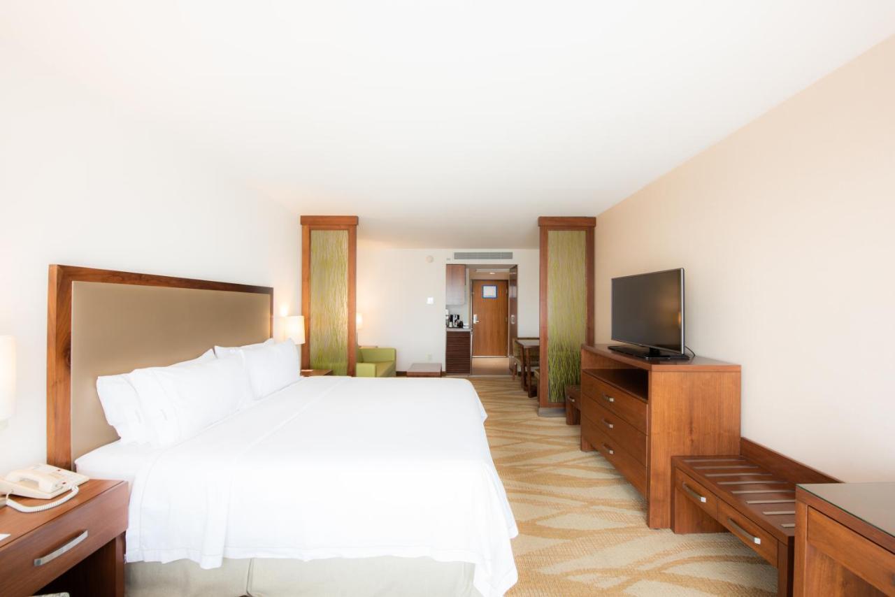 Holiday Inn Express And Suites Celaya By Ihg Exterior foto